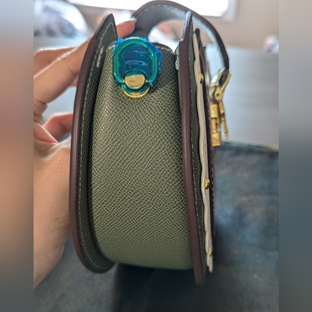 Green Round Bag With Strap - image 3